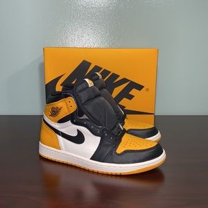 Nike Air Jordan 1 Retro High OG ‘Yellow Toe’